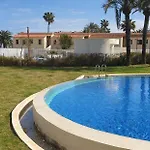 Sun & Relax In * دينايا